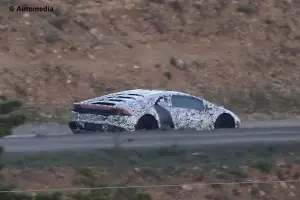 Lamborghini Cabrera - Foto spia 28-11-2013