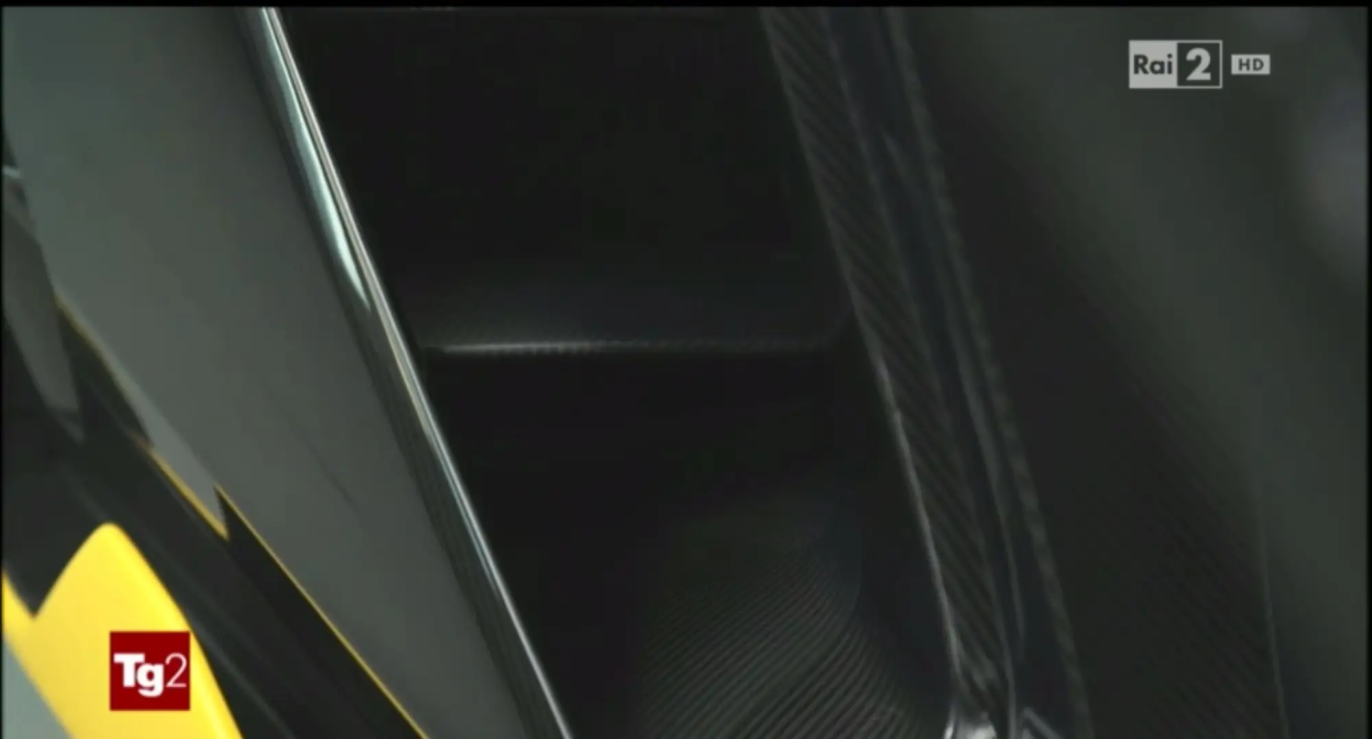Lamborghini Centenario - Nuove immagini teaser - 1