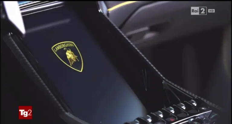 Lamborghini Centenario - Nuove immagini teaser - 6