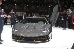 Lamborghini Centenario - Salone di Ginevra 2016