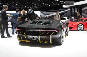 Lamborghini Centenario - Salone di Ginevra 2016 - 6