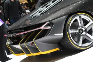 Lamborghini Centenario - Salone di Ginevra 2016 - 11