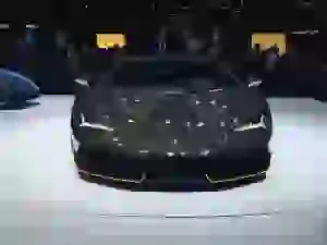 Lamborghini Centenario - Salone di Ginevra 2016 - 3