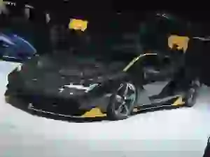 Lamborghini Centenario - Salone di Ginevra 2016