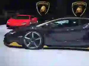 Lamborghini Centenario - Salone di Ginevra 2016