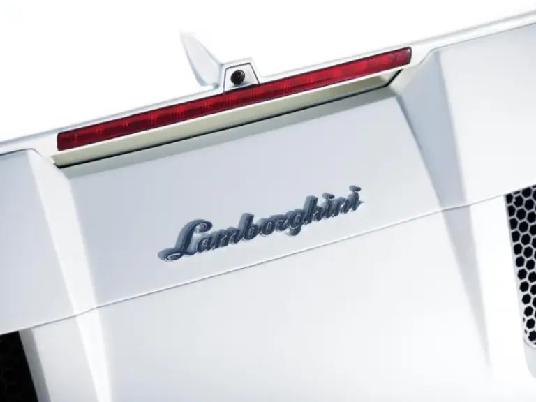 Lamborghini Concept S - 8