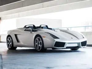 Lamborghini Concept S - 10