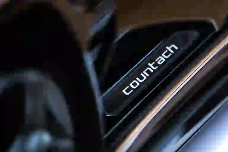 Lamborghini Countach LPI 800-4 Stati Uniti - Foto - 4