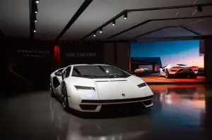 Lamborghini Countach LPI 800-4