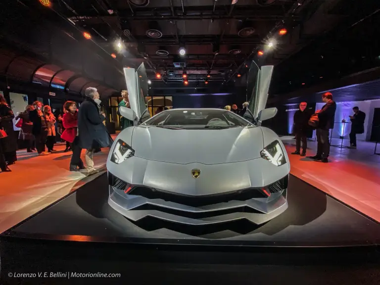 Lamborghini e Alcantara - Customization is the Key - 16
