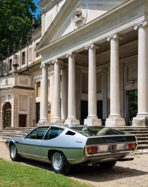 Lamborghini Espada 400 GT