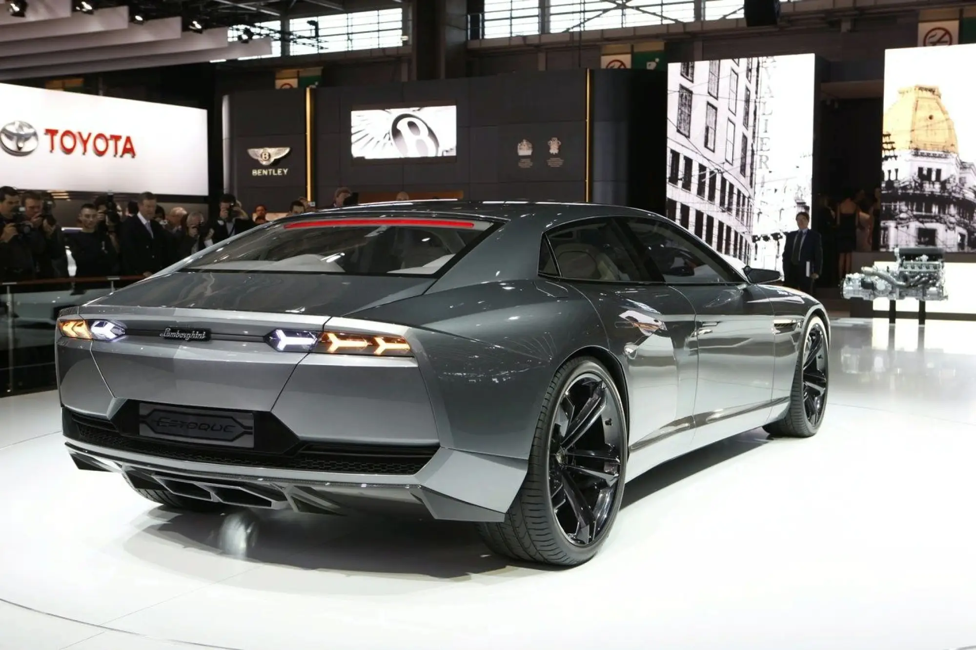 Lamborghini Estoque Concept - 25