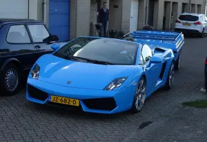 Lamborghini Gallardo con rimorchio