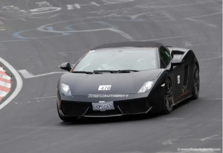 Lamborghini Gallardo LP570-4 Superleggera Spyder- Foto spia 30-06-2010 - 6