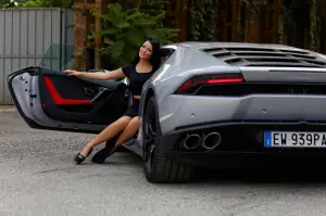 Lamborghini Huracan e Andreea Rusz