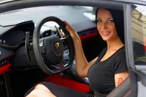 Lamborghini Huracan e Andreea Rusz - 137