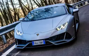 Lamborghini Huracan Evo 2020 - prova su strada