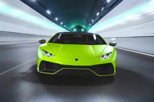 Lamborghini Huracan Evo Fluo Capsule - 10