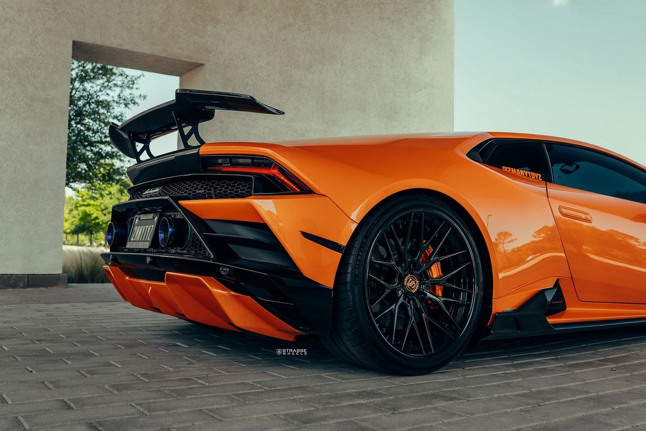 Lamborghini Huracan Evo modificata - Foto