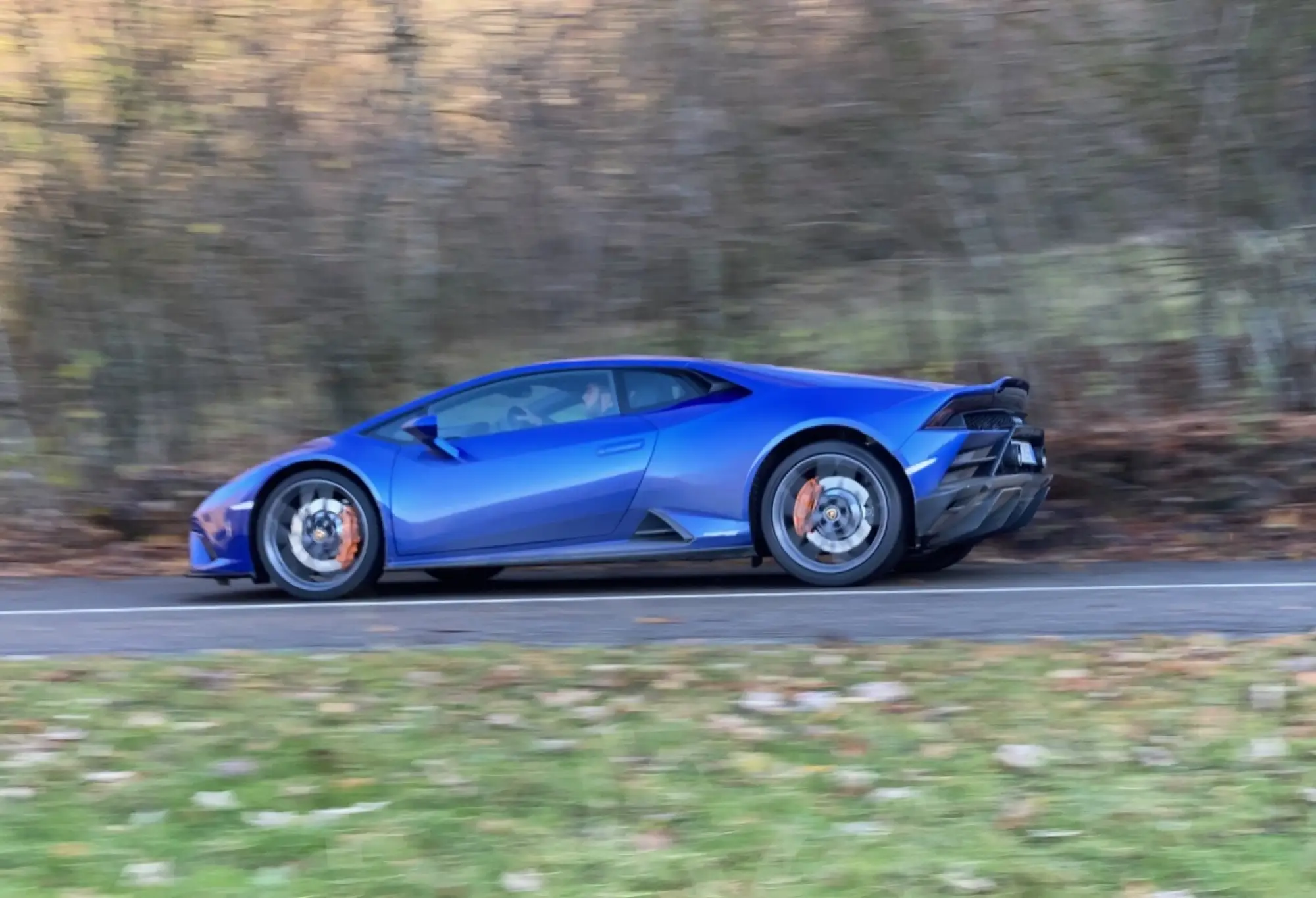 Lamborghini Huracan Evo RWD - Prova su Strada  - 3