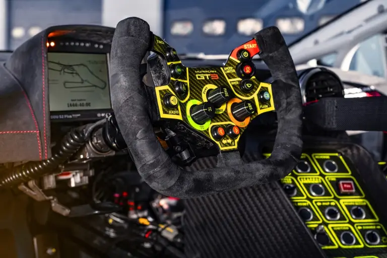 Lamborghini Huracan GT3 EVO2 - Foto - 19