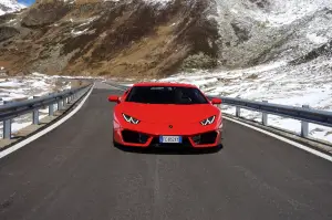 Lamborghini Huracan LP580-2 prova su strada 2017 - 34