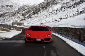 Lamborghini Huracan LP580-2 prova su strada 2017 - 38