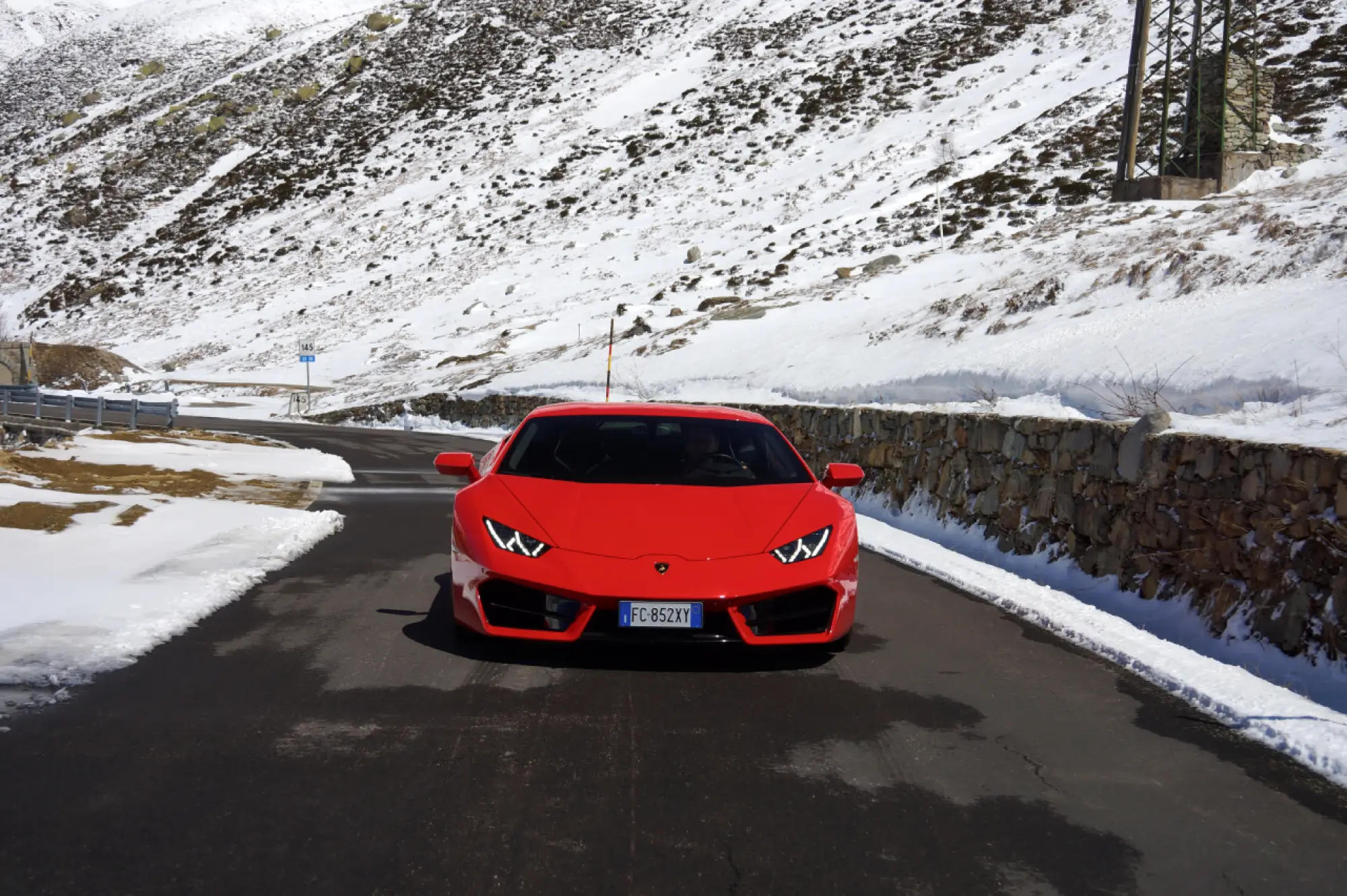 Lamborghini Huracan LP580-2 prova su strada 2017 - 39