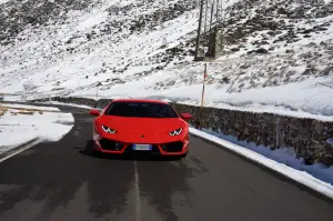 Lamborghini Huracan LP580-2 prova su strada 2017 - 40