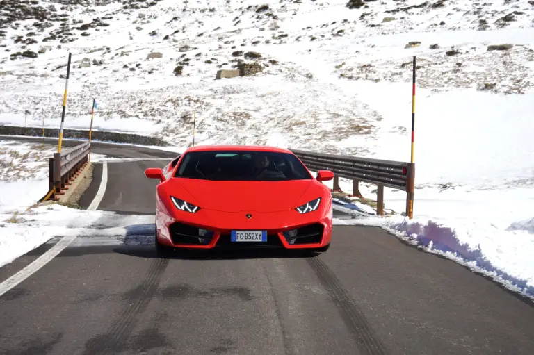 Lamborghini Huracan LP580-2 prova su strada 2017 - 41