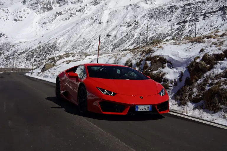 Lamborghini Huracan LP580-2 prova su strada 2017 - 52