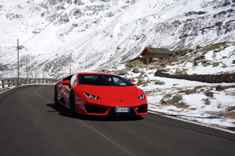 Lamborghini Huracan LP580-2 prova su strada 2017 - 56