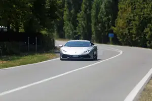 Lamborghini Huracan - Prova su strada 2015