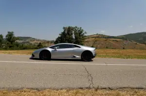 Lamborghini Huracan - Prova su strada 2015