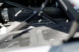 Lamborghini Huracan - Prova su strada 2015