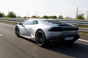 Lamborghini Huracan - Prova su strada 2015