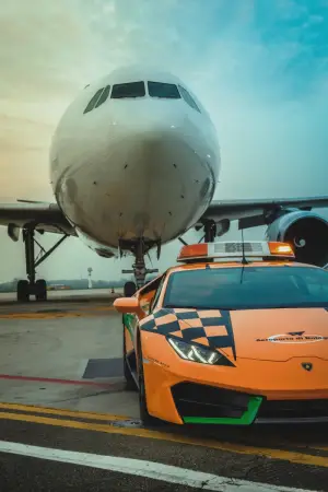 Lamborghini Huracan RWD - Aeroporto di Bologna