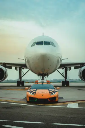 Lamborghini Huracan RWD - Aeroporto di Bologna