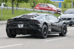 Lamborghini Huracan Sterrato - Foto Spia 13-05-2022