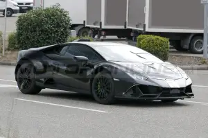 Lamborghini Huracan Sterrato - Foto Spia 13-05-2022 - 11