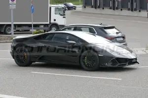 Lamborghini Huracan Sterrato - Foto Spia 13-05-2022