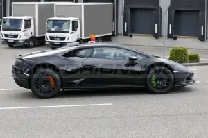 Lamborghini Huracan Sterrato - Foto Spia 13-05-2022