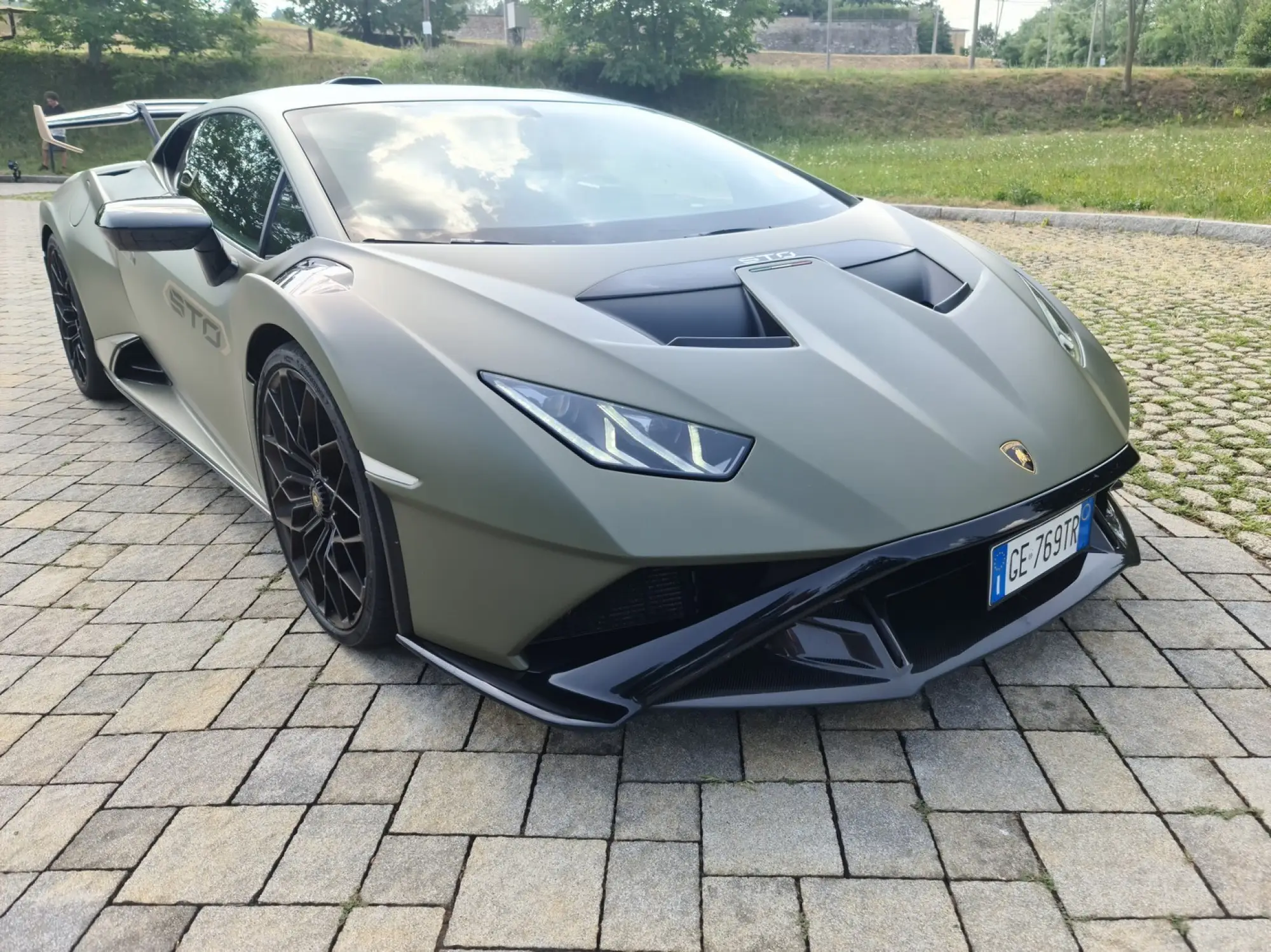 Lamborghini Huracan STO 2022: prova su strada - 7