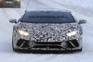 Lamborghini Huracan Superleggera Coupe e Spyder - Foto spia 09-01-2017 - 1