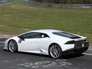 Lamborghini Huracan Superleggera - Foto spia 11-08-2016