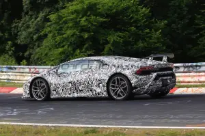 Lamborghini Huracan Superleggera - Foto spia 12-07-2016