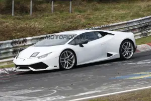 Lamborghini Huracan Superleggera - Foto spia 14-04-2016 - 3