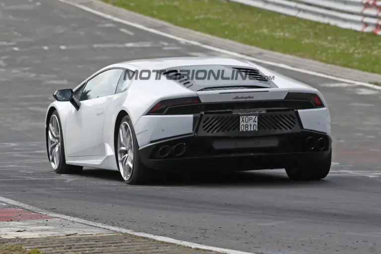 Lamborghini Huracan Superleggera - Foto spia 14-04-2016 - 6