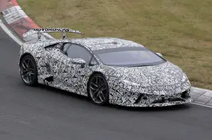 Lamborghini Huracan Superleggera foto spia 18 ottobre 2016 - 3