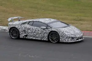 Lamborghini Huracan Superleggera foto spia 18 ottobre 2016